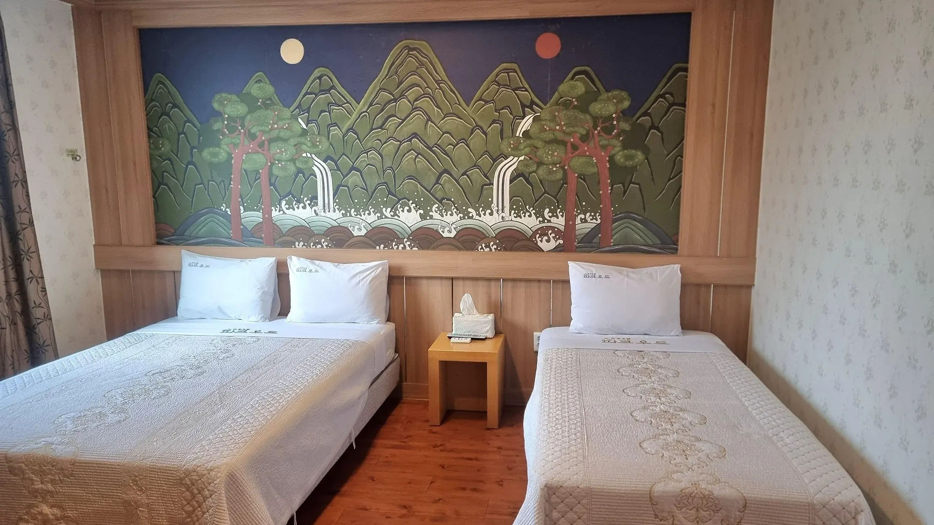 Hotel Parkwood Incheon Airport