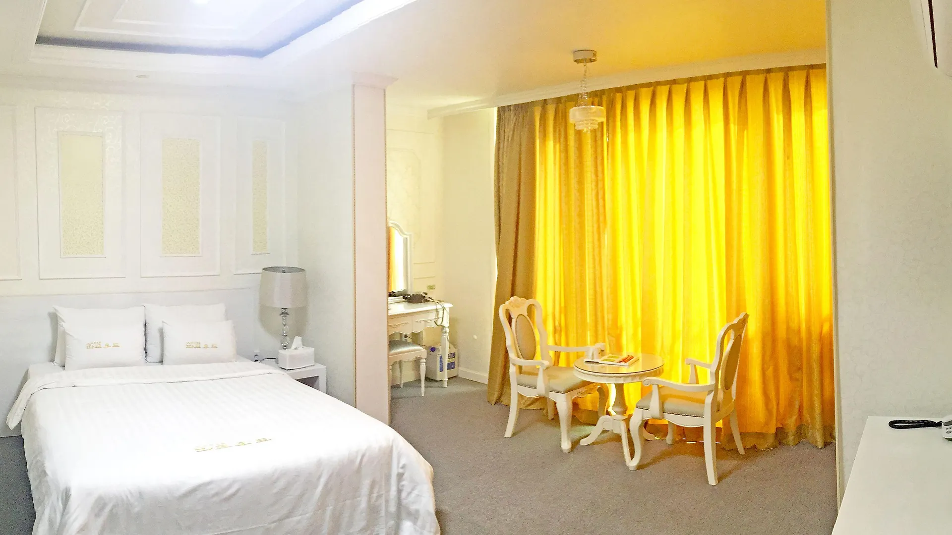 Hotel Parkwood Incheon Airport