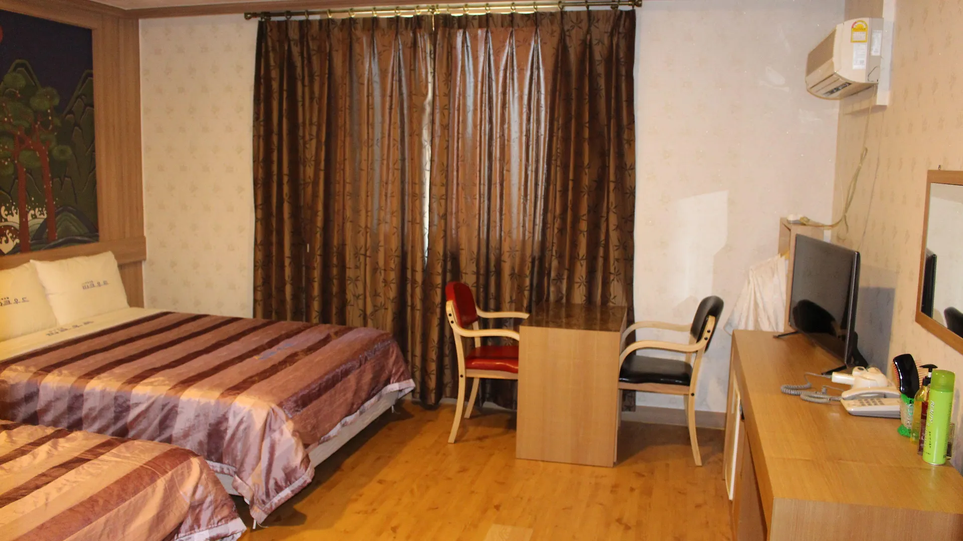 Hotel Parkwood Incheon Airport