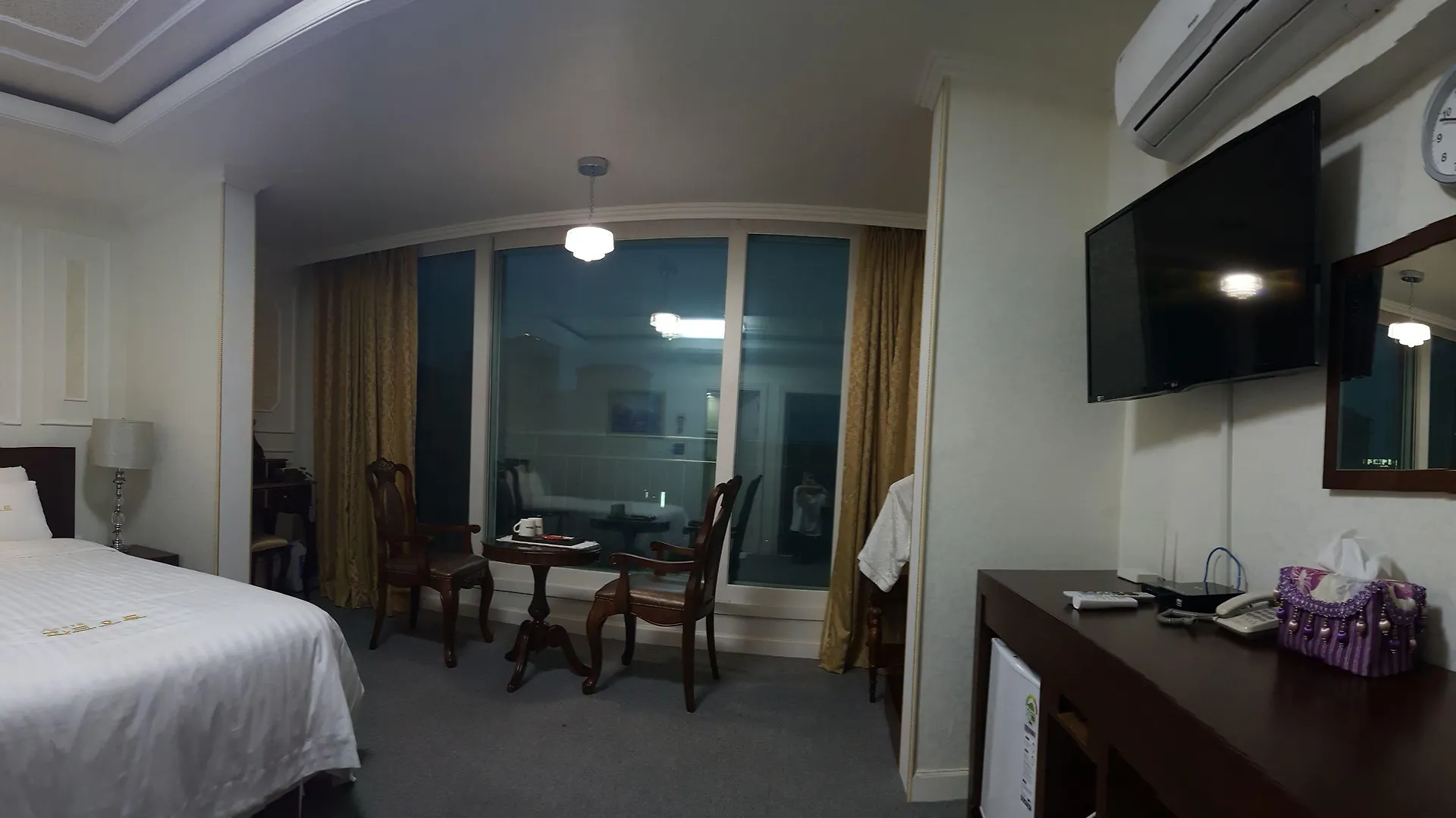 Hotel Parkwood Incheon Airport