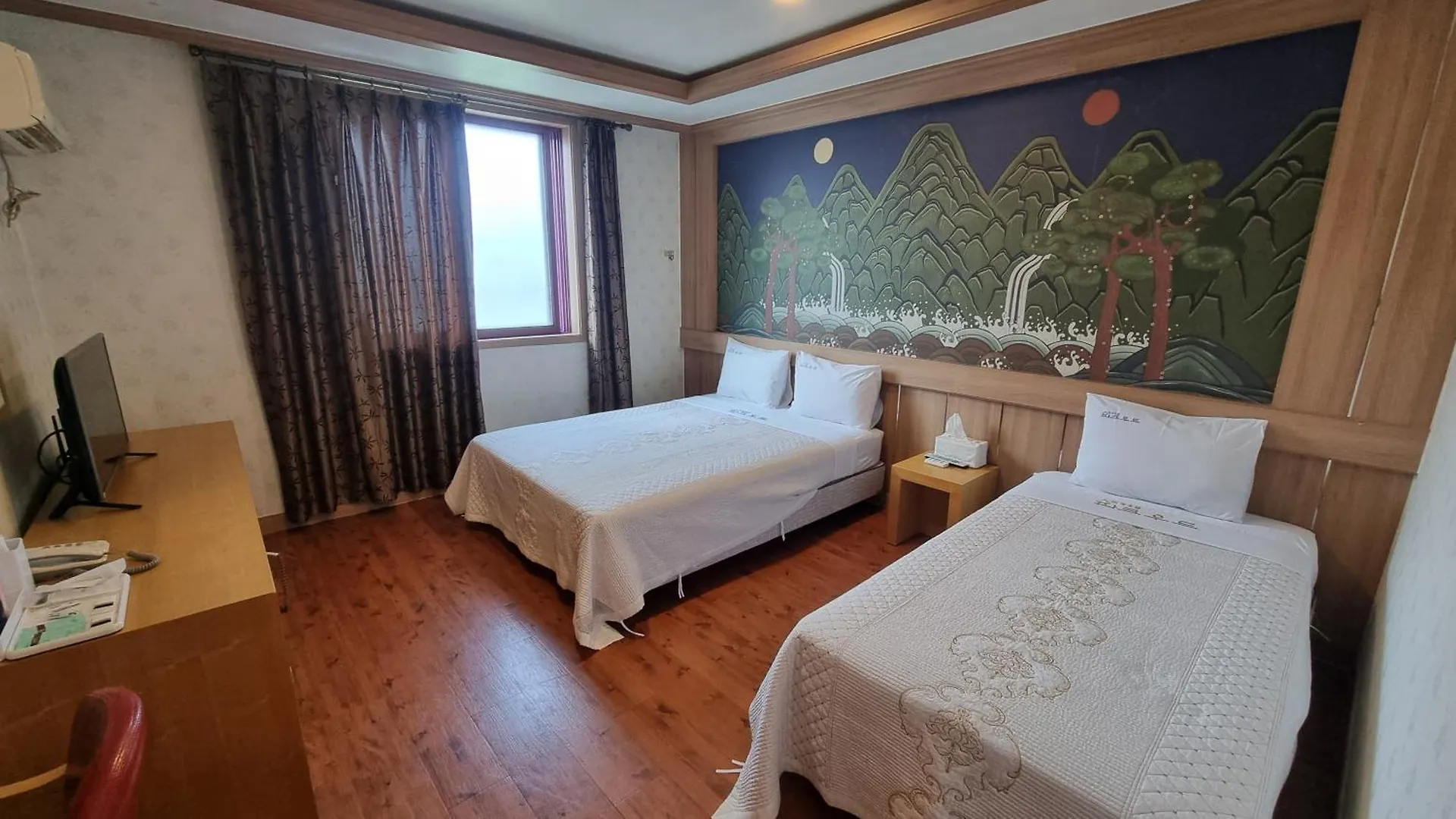 Hotel Parkwood Incheon Airport