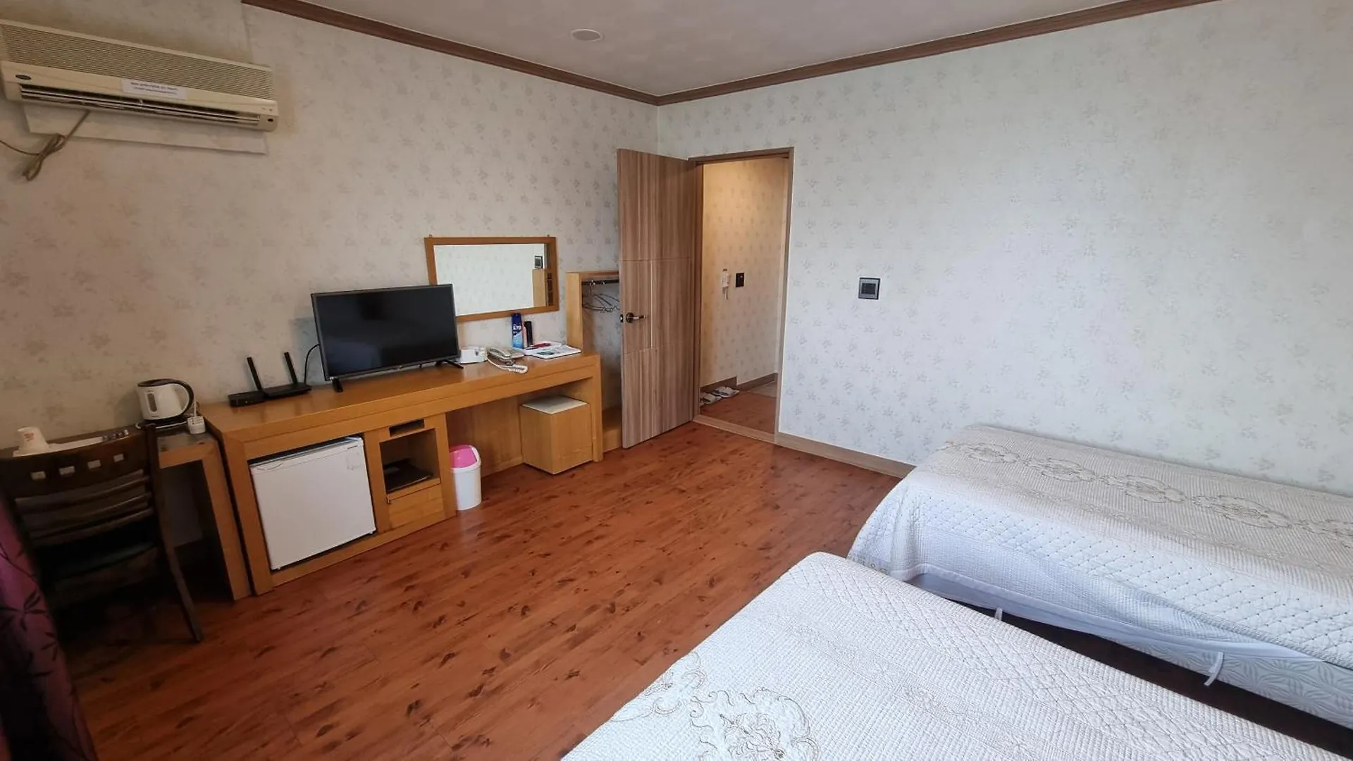 Hotel Parkwood Incheon Airport 3*,  Südkorea