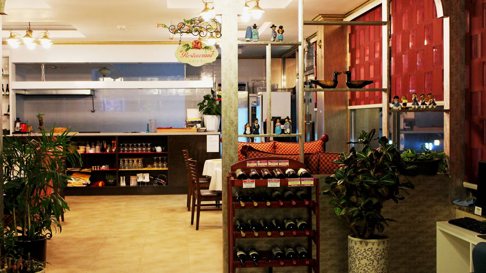 ***  Hotel Parkwood Incheon Airport South Korea