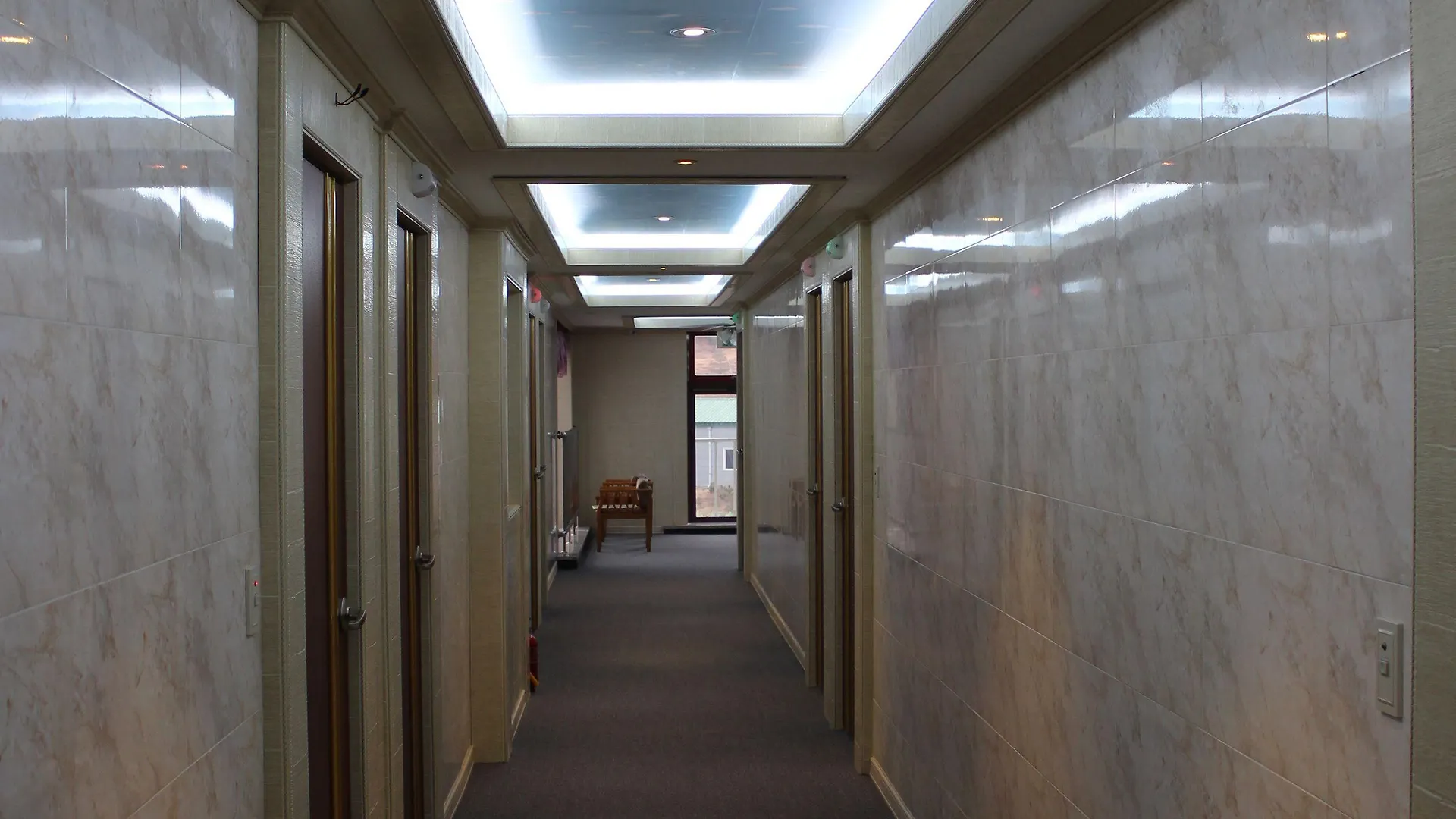 Hotel Parkwood Incheon Airport 3*,  South Korea