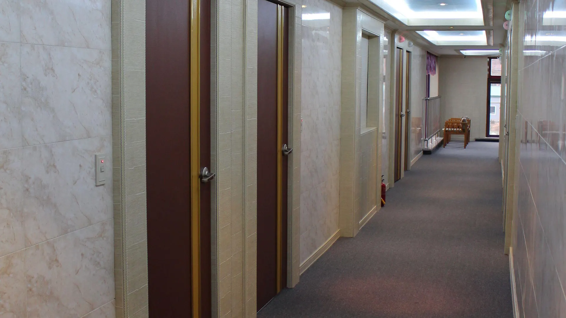 Hotel Parkwood Incheon Airport